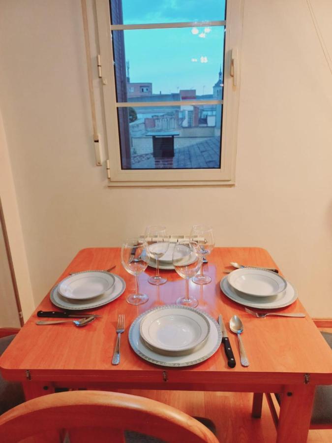 Apartamento Centrico Para 3 Con Wifi Y Garaje Tudela de Duero Bagian luar foto